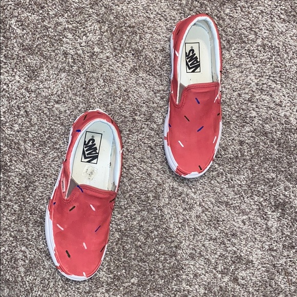 Customized Vans - Picture 2 of 4